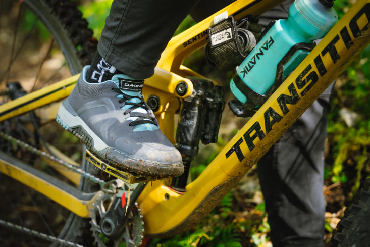 γρ Dakine γυναίκες drift ποδήλατο βουνού γκρι του νείλου 4D06T978 είδη υπόδησης