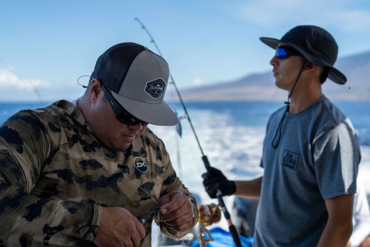 γρ Dakine άνδρες υπεράκτια επίπεδη τιμολόγιο καπέλο φορτηγατζή μαύρος 4D06T453 αξεσουάρ