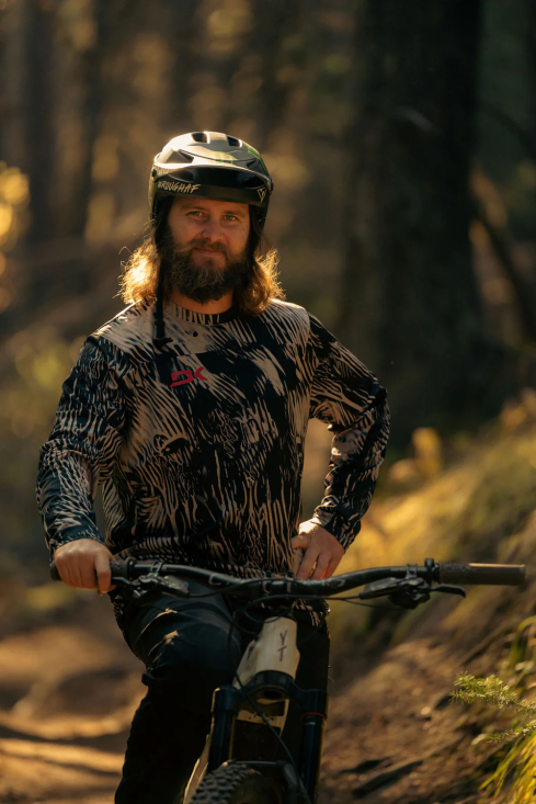 γρ Dakine άνδρες σύγκλινο μακρυμάνικο φανέλα ποδηλάτου καθαρίζω με άμμον 4D06T141 είδη ένδυσης